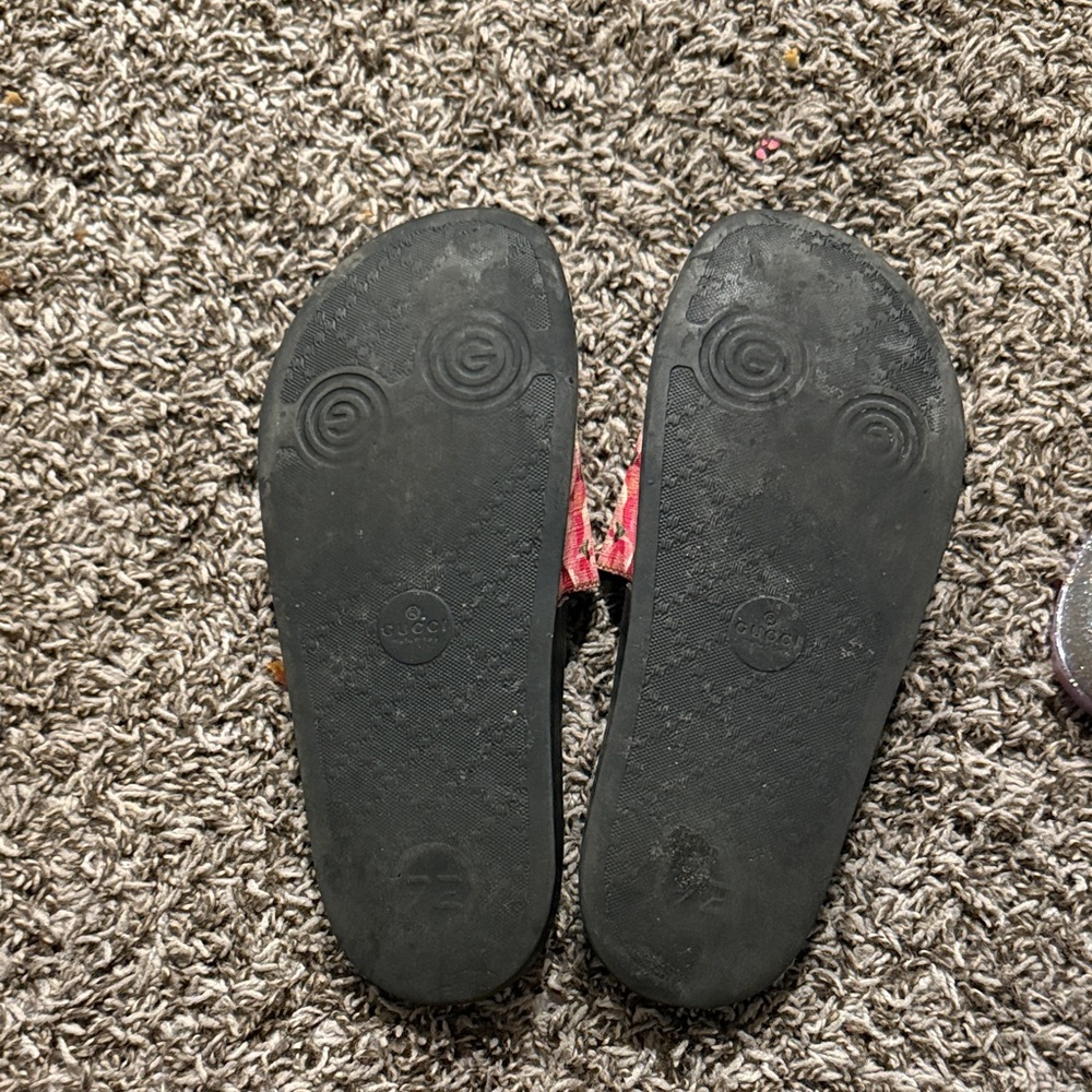 GUCCI SLIDES - Picture 3 of 4